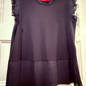 Love Scarlett - Elegant Black Sleeveless Top